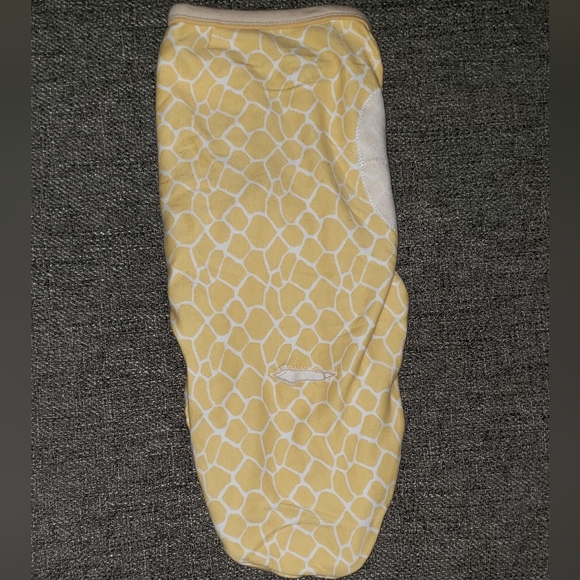 SwaddleMe Original Swaddle – Size Small 0-3 Months - Picture 4 of 8